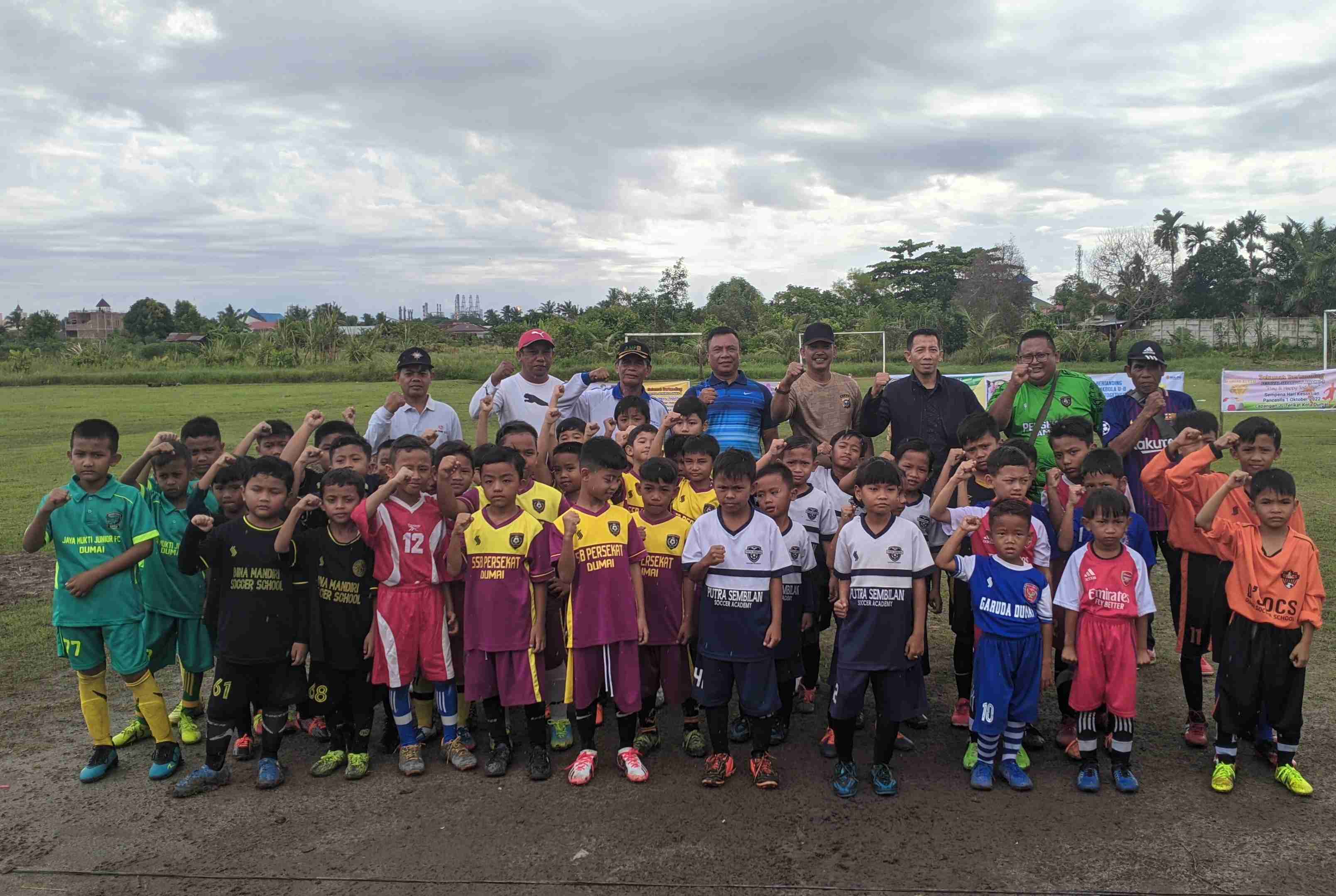 Persekat Dumai Taja Festival Sepak Bola U 8