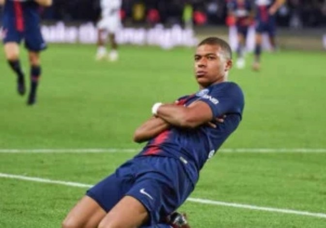 Hattrick Mbappe Sempurnakan Gelar Juara PSG