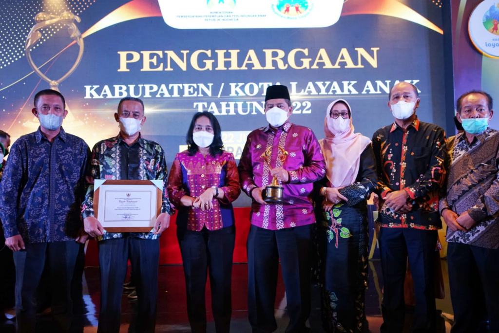 Pemkab Siak Terima Anugerah Kabupaten Layak Anak Kategori Utama dari Kementerian PPPA