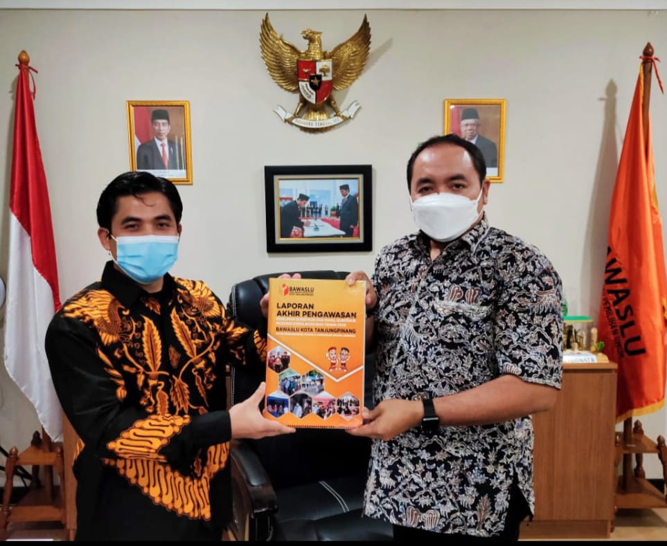 Bawaslu Kota Tanjungpinang Serahkan Laporan Akhir Pengawasan Pilkada 2020, Bawaslu RI Apresisiasi