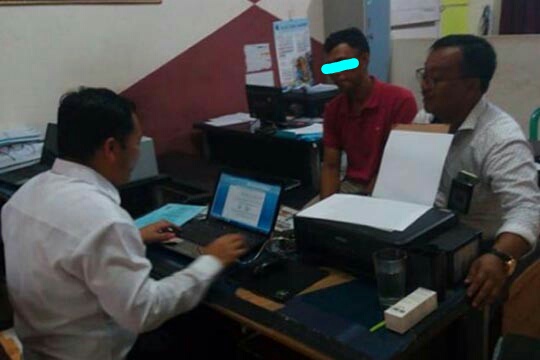 Selewengkan APBDes Sebesar 1,4 M, Polisi Tahan Kades Sungai Solok