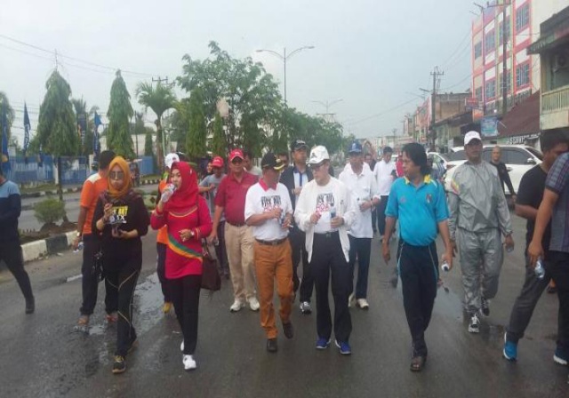 Jalan Sehat Kick Out Hoax Dumai Diikuti Ribuan Peserta