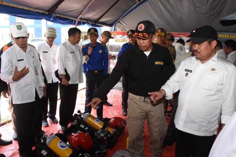 Amril Mukminin Semangati Petugas di Posko Terpadu Karhutla Wilayah Rupat di Batu Panjang