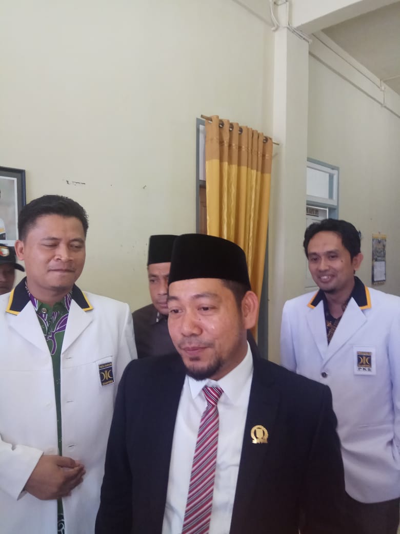 Adi Siap Tinggalkan Kursi Ketua Bila Partai Meminta