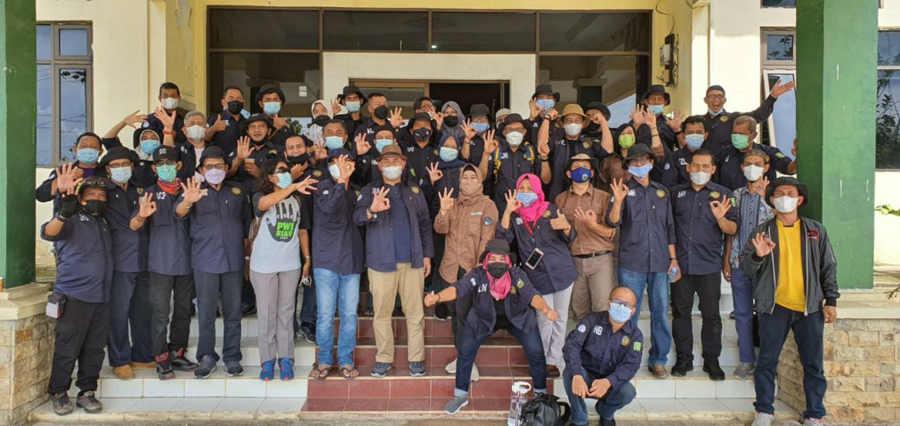 Hari Ini, Rombongan PWI Riau Masuk TNBT dan TNTN