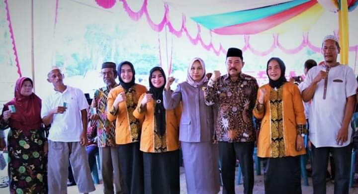 Ahmad Muflih Hadiri Peresmian Kantor Camat yang Begitu Mewah
