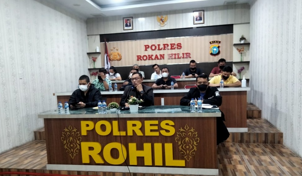 Kapolres Rohil Gelar Vicon Dengan Seluruh Kapolsek, Tindak Lanjuti Commander Wish Kapolda
