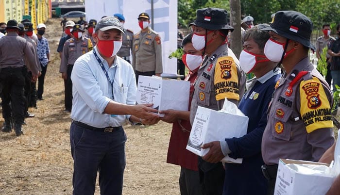 Bakti Sosial Polri Peduli Covid19 Polda Riau di Kabupaten Pelalawan
