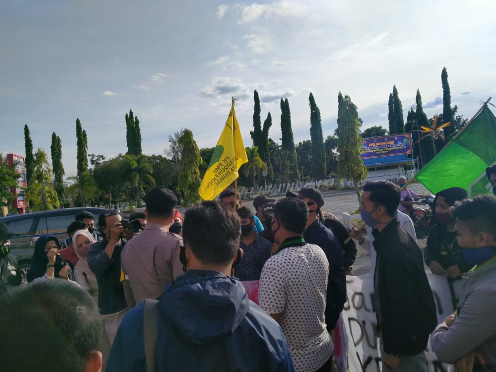 Gelar Aksi, Aliansi Kemmak Tolak PSBB di Dumai
