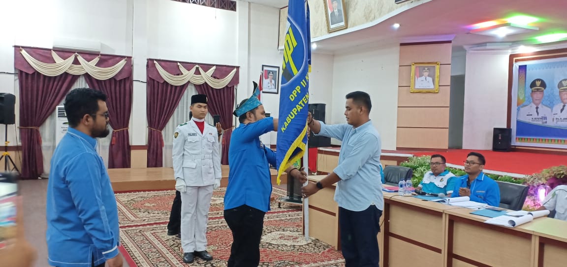 Ary Sumarna SE,Nahkodai KNPI Rohil Priode 2019-2022