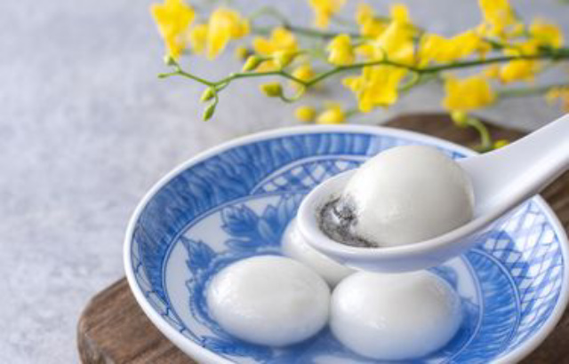 Resep Tangyuan, Kudapan Seperti Mochi Isi Kacang
