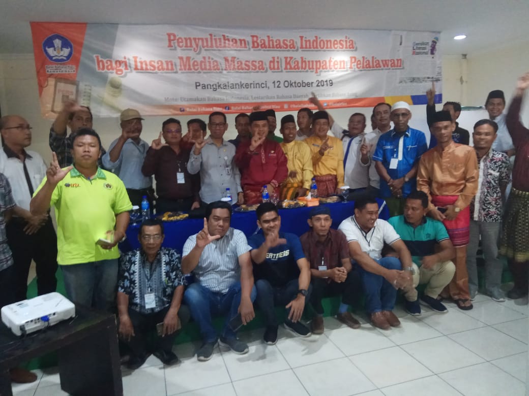 Puluhan Jurnalis Ikuti Penyuluhan Bahasa Indonesia Yang Ditaja Balai Bahasa Riau