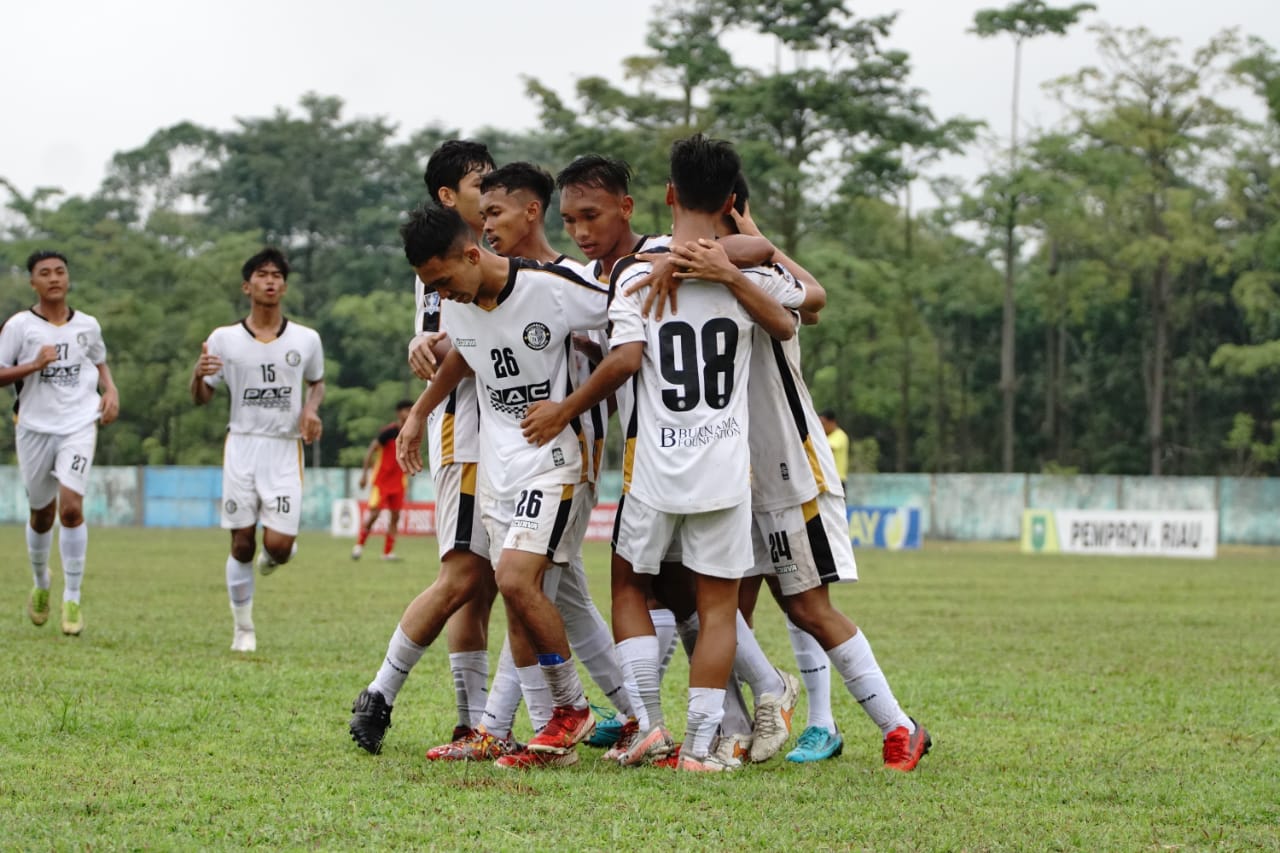Soeratin U-17, Brace Gol Enriyan Bawa Pekanbaru Warriors Puncaki Grup C