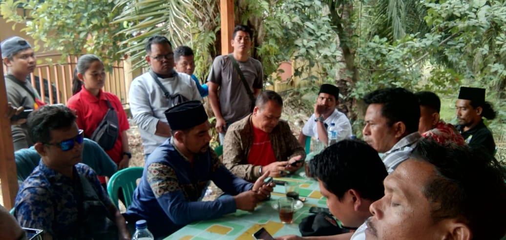 Puluhan Pekerja PGN Tuntut Hak Mereka Dibayarkan