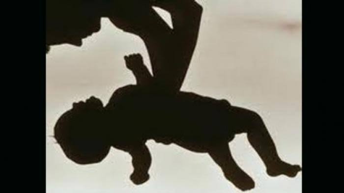 Viral !!! Anak Kecil Dibuang Orangtuanya di Pelalawan