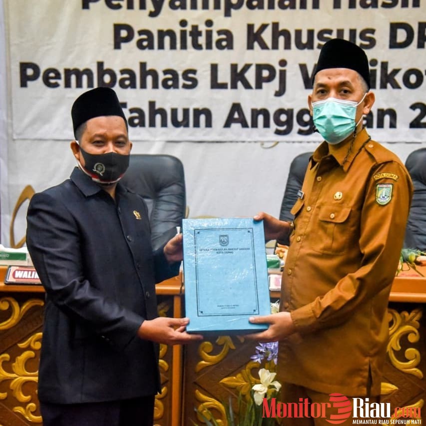 Wako Dumai Hadiri Paripurna Penyampaian Hasil Kerja Panitia Khusus DPRD Pembahasan LKPJ 2020