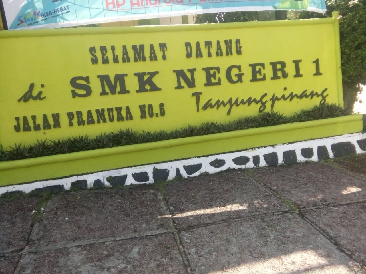 Terkesan Arogan, Kepala SMKN 1 Tanjungpinang Enggan Ditemui Wali Murid