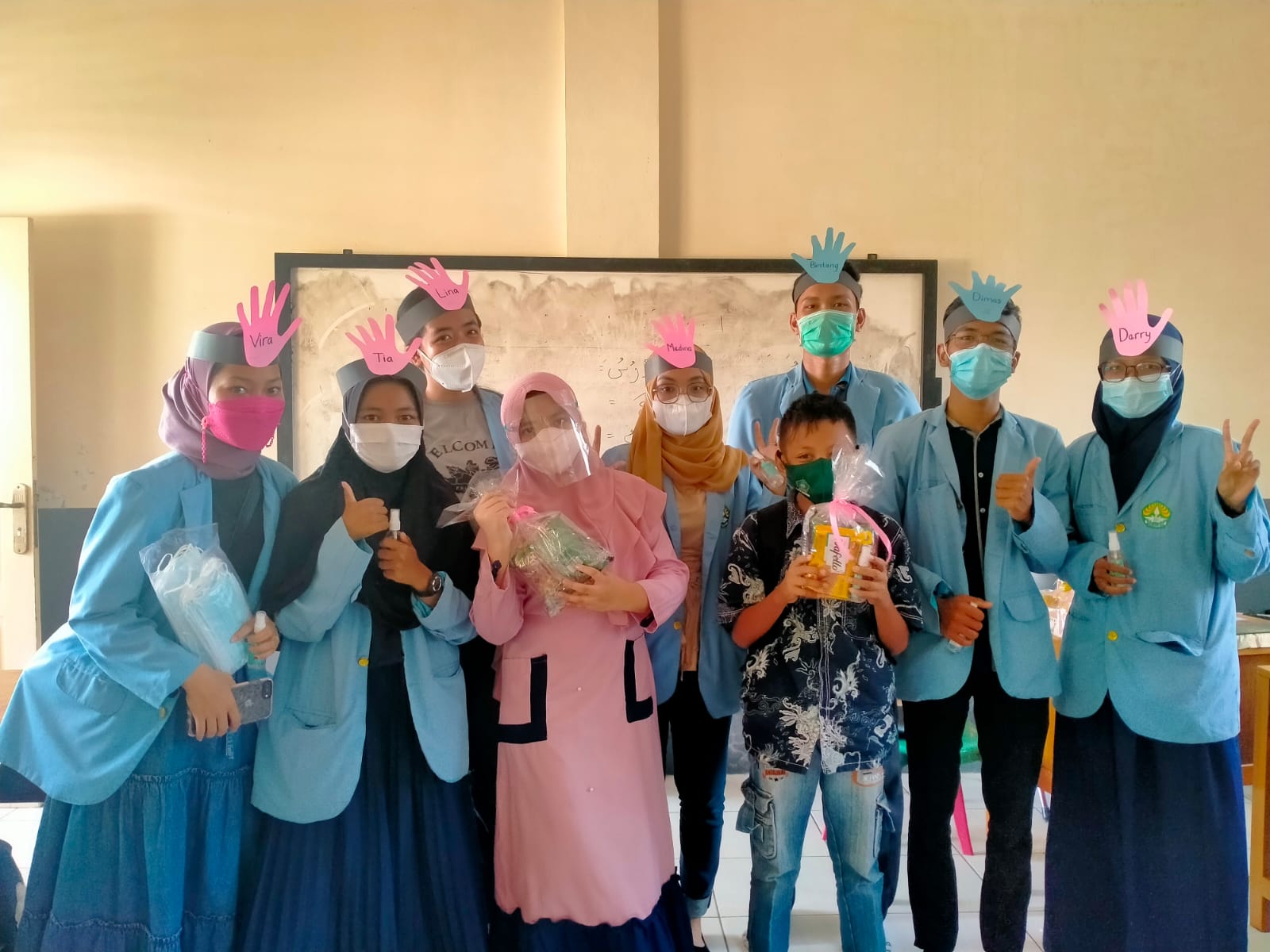 Pengabdian Mahasiswa KUKERTA UNRI dalam Memberi Edukasi Anak-Anak Tentang Perilaku Hidup Bersih