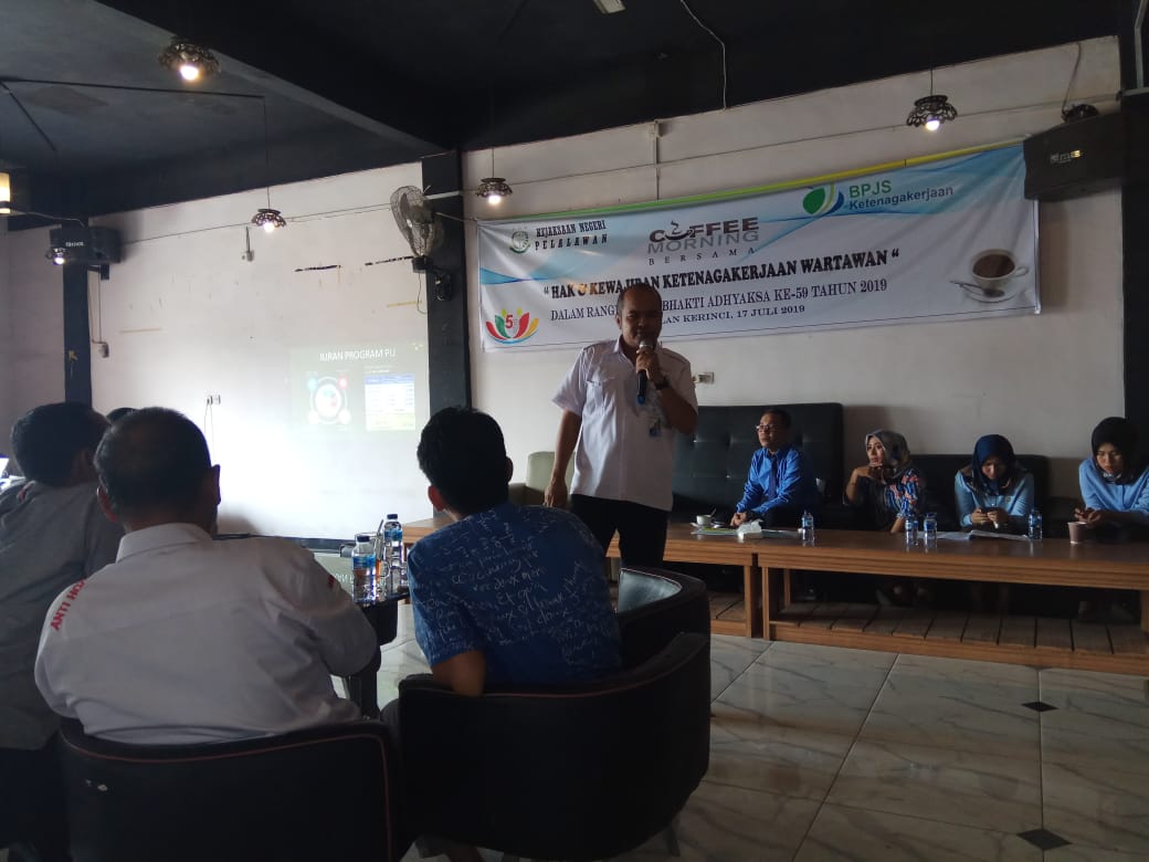 Coffee Morning Kajari Pelalawan Dengan Wartawan, Gandeng BPJS Ketenagakerjaan