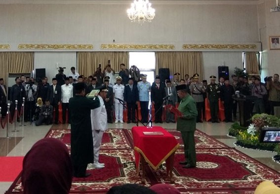 Bupati Kampar Resmi Dilantik Gubri