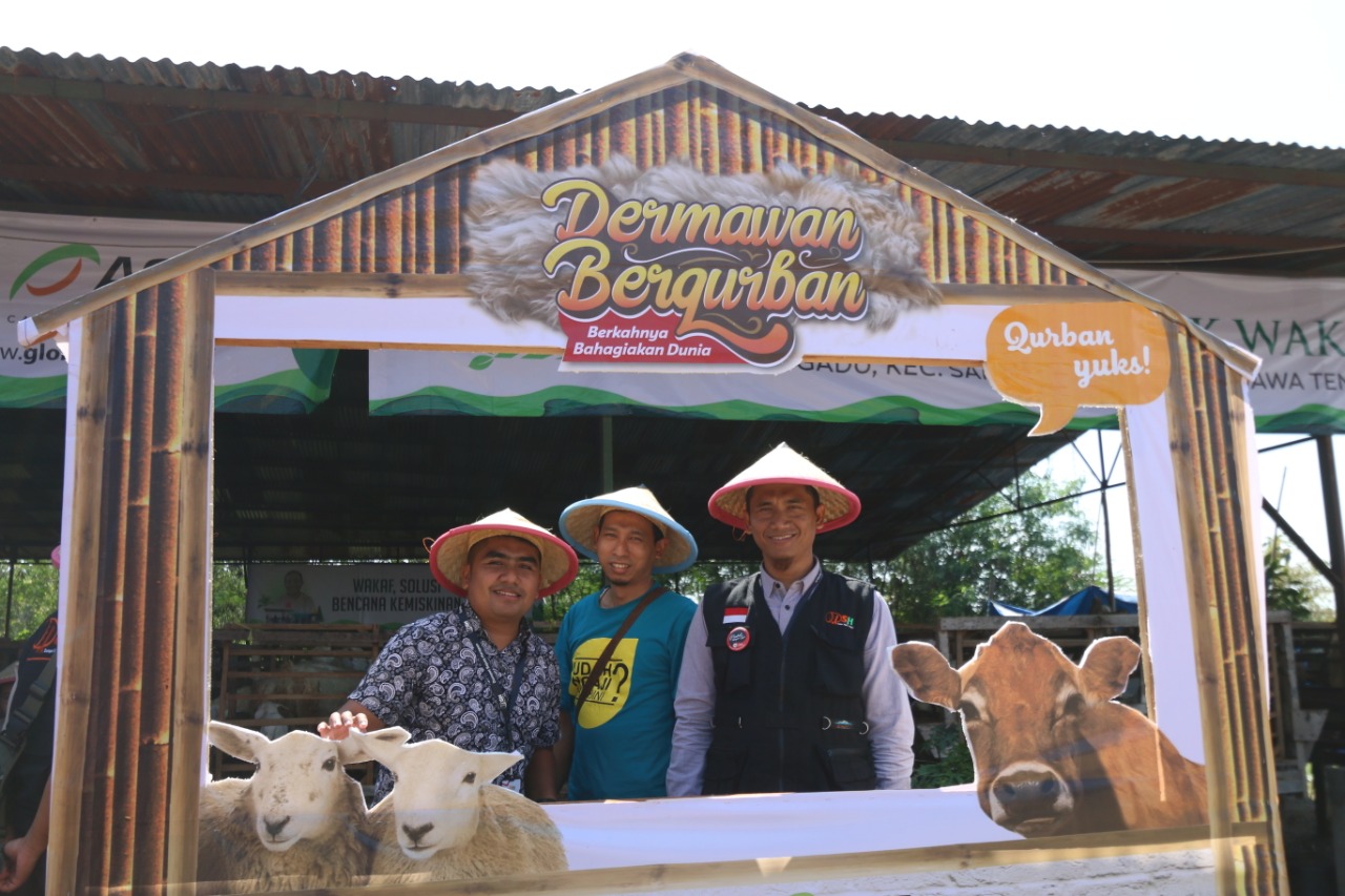 Dermawan Berqurban: Semangat Meraih Takwa dan Bahagiakan Dunia