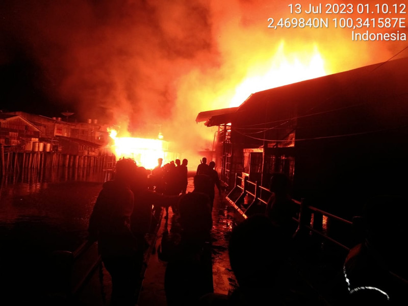 11 Unit Rumah di Panipahan Ludes Terbakar, Tiga Orang Meninggal Dunia