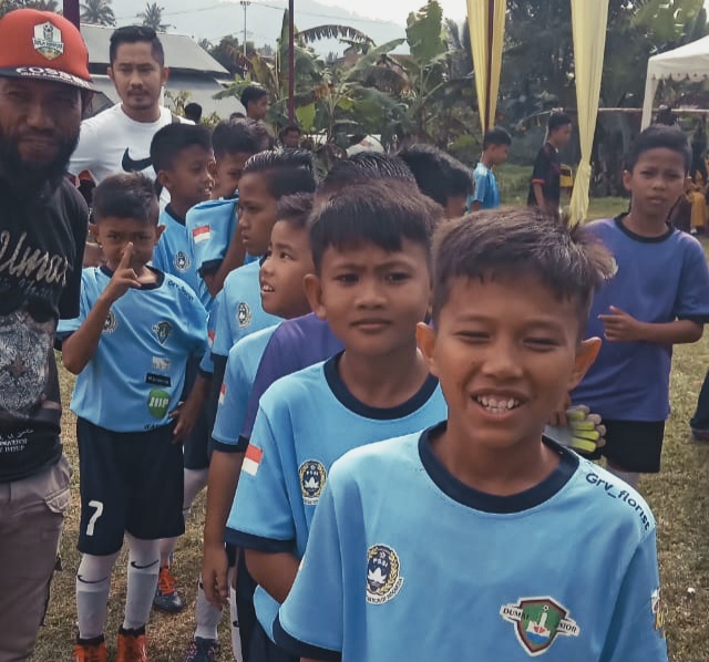 Alwi Hattrick , Dumai Junior Bantai Tunas Putra Jambi  dan jadi Juara Grup
