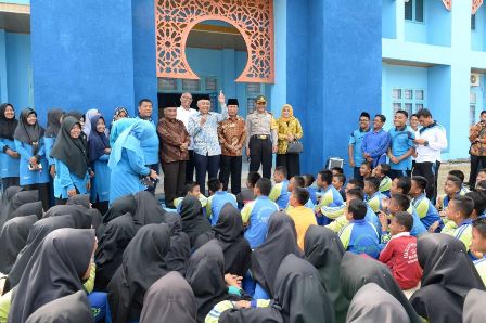 Gubri Beri Motivasi Siswa ISTEK Rohul