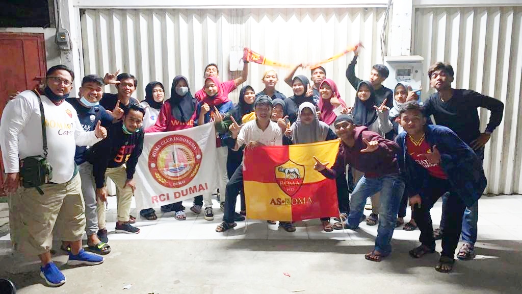 RCI-Romanita Dumai Bersama Komunitas Umah Pumpun Berbagi Makanan dan Sahur Bersama