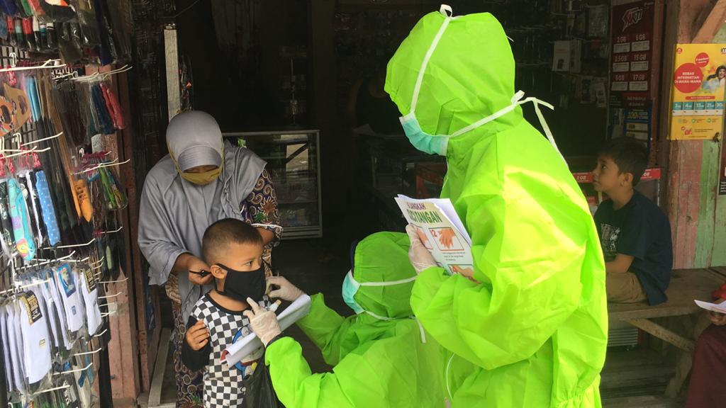 KKN Relawan UNRI Lawan Wabah Covid 19 di Kelurahan Kampung Baru