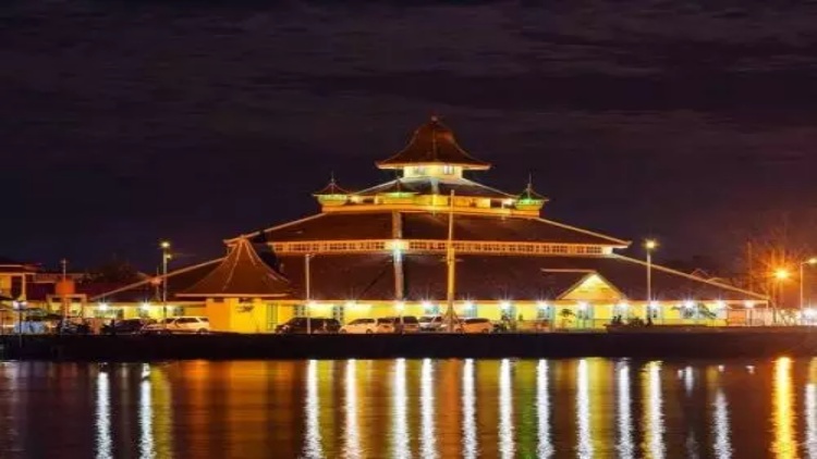 5 Tempat Hits di Pontianak yang Traveller Wajib Mampiri, Instagramable Banget!