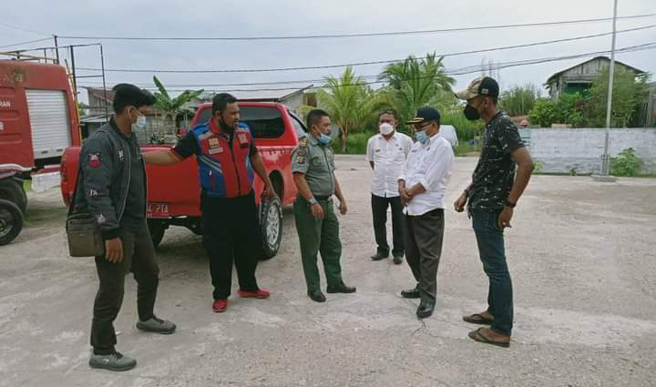 Piton Sepanjang 7 Meter Sudah Diserahkan ke BKSDA Cabang Rengat