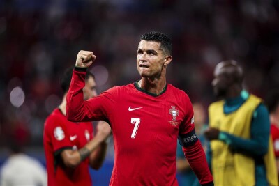 Cristiano Ronaldo Launches the First-Ever CR7® LIFE Official Flagship Store at Times Square, Hong Kong
