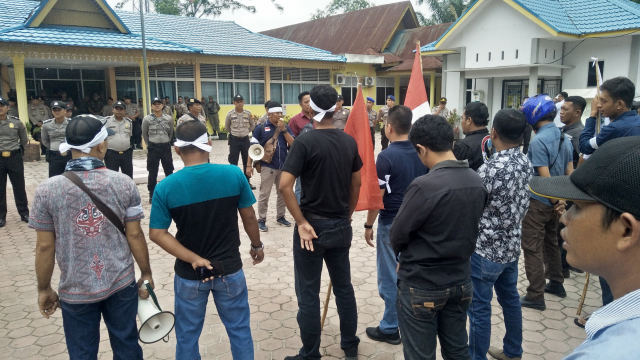 FAPTEKAL Dumai Tuntut Keterbukaan Informasi Tenaga Kerja ke Disnaker