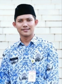 Guru, Digugu dan Ditiru