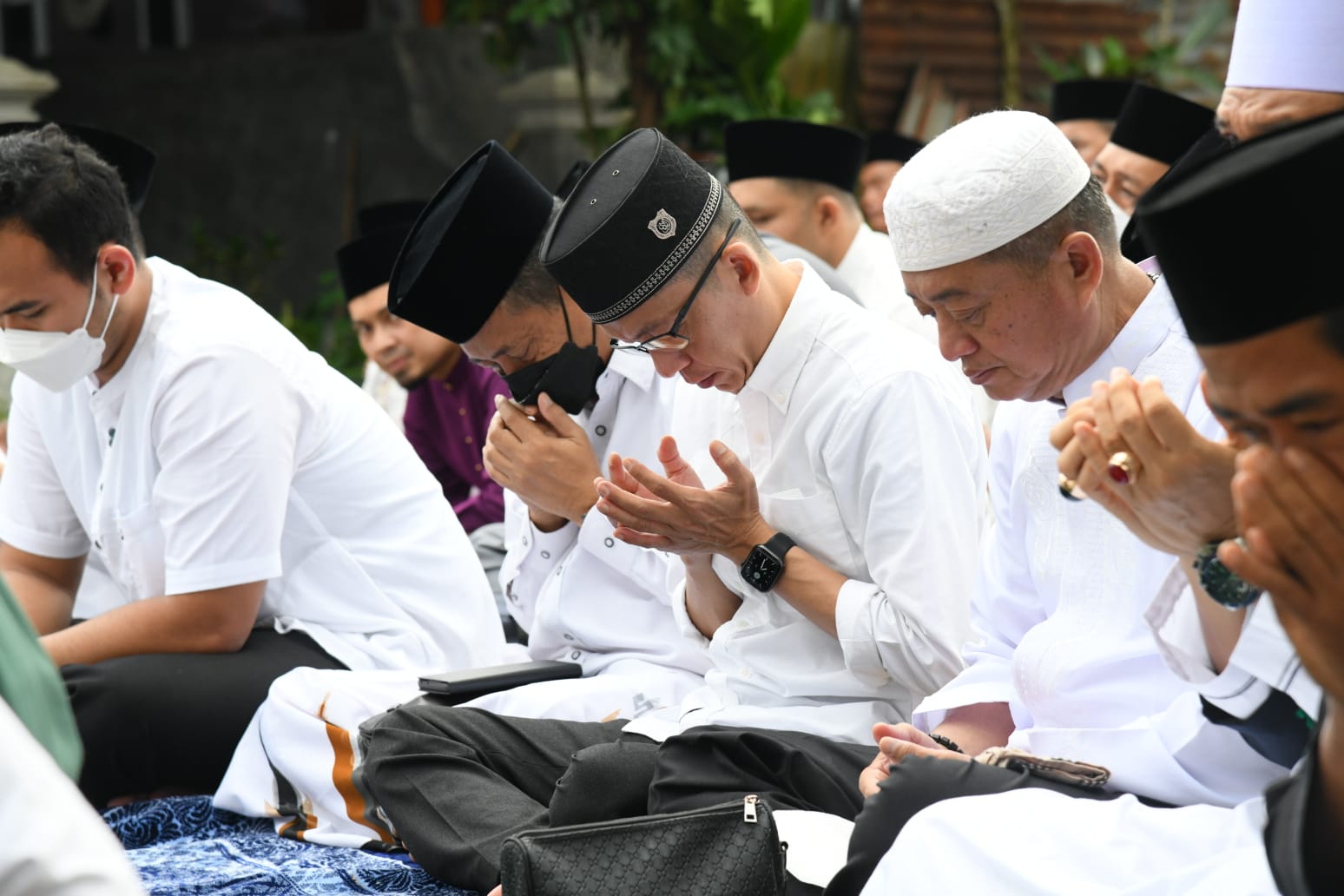 Gubernur Ansar Jadi Khatib Shalat 'Ied di Sagulung Batam