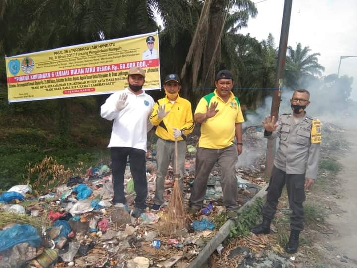 Camat Bilah Barat Libatkan DLH Labuhanbatu untuk Melaksanakan Jumat Bersih