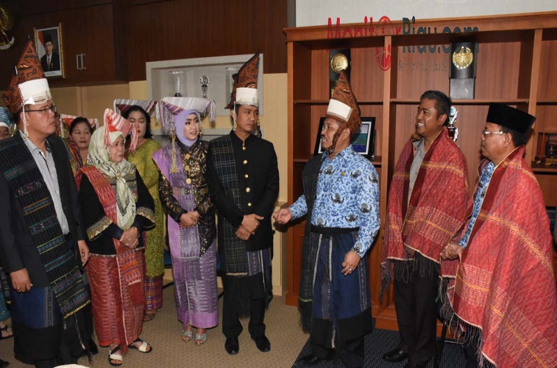 Ziarah ke Makam Raja, Bupati Bengkalis Sambut Walikota dan Ketua DPRD Siantar