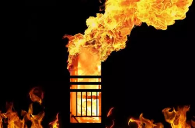 Diduga Gara-Gara Cemburu, Pemuda Nekat Bakar Rumah Pacarnya di Palembang