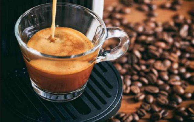 Apakah Kebanyakan Minum Kopi Espreso Bikin Kolesterol Lebih Tinggi?