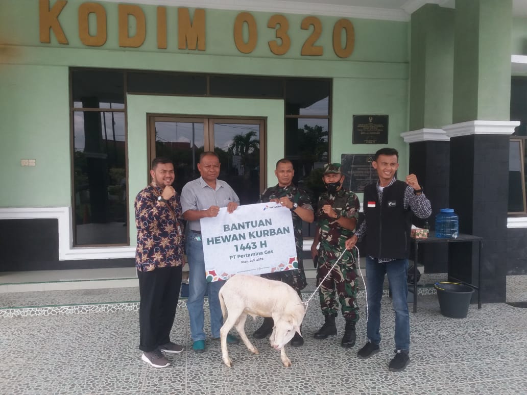 Kodim 0320/Dumai Terima Hewan Kurban Dari PT Pertagas