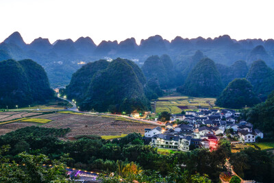 Forum Ekologi Global Guyang 2025 Angkat Tema ‘Keanekaragaman Hayati Pegunungan dan Kehidupan Kita’ di Guizhou