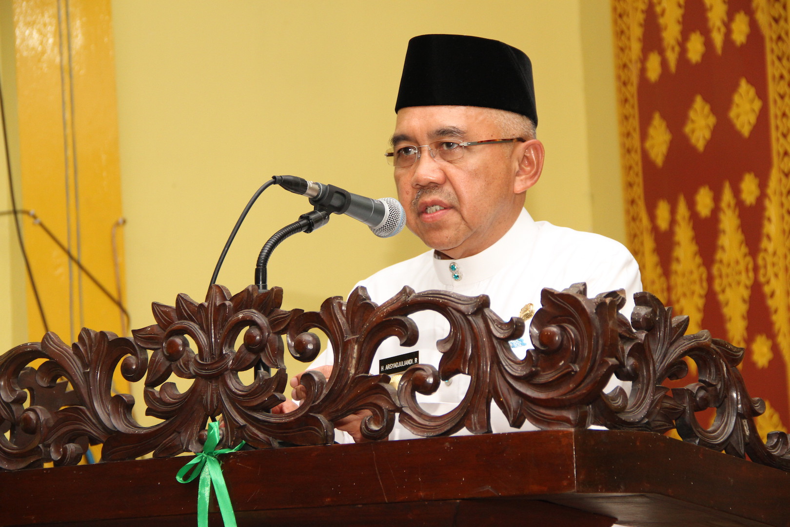 Disebut Enggan Miliki Wakil, Gubri Tantang Legislator untuk Bertemu