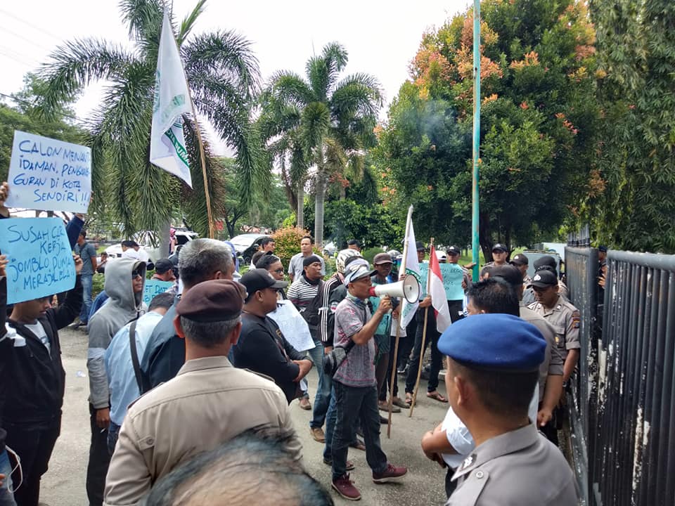 Terkait Dugaan Manipulasi Data Pekerja, FAPTEKAL Dumai Gelar Aksi ke Pertamina RU II