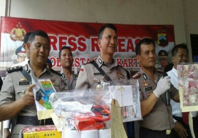 Tipu Pembeli Pop Mie, Komplotan Penipu Raup Uang Ratusan Juta Rupiah Per Bulan, Begini Modusnya