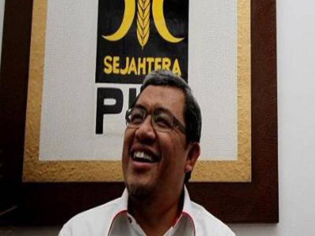 Aher Siap Dukung Istri Maju di Pilgub Jabar