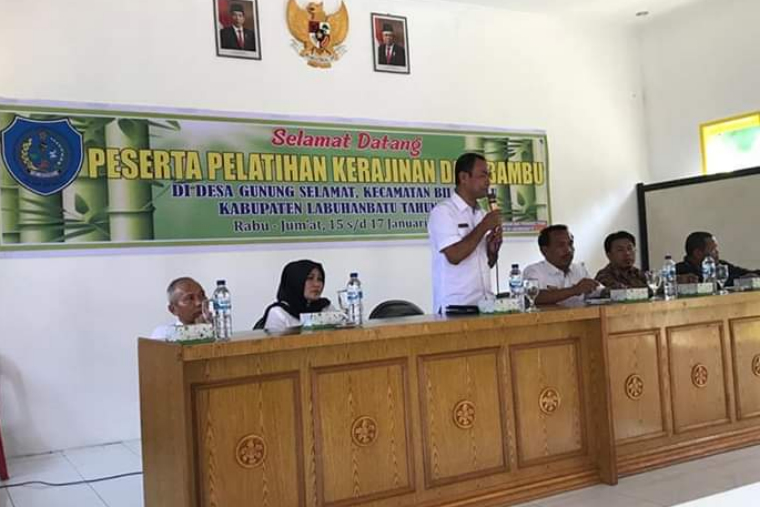 Kepala Disperindag Labuhanbatu Beri Pelatihan Pengrajin di Bilah Hulu