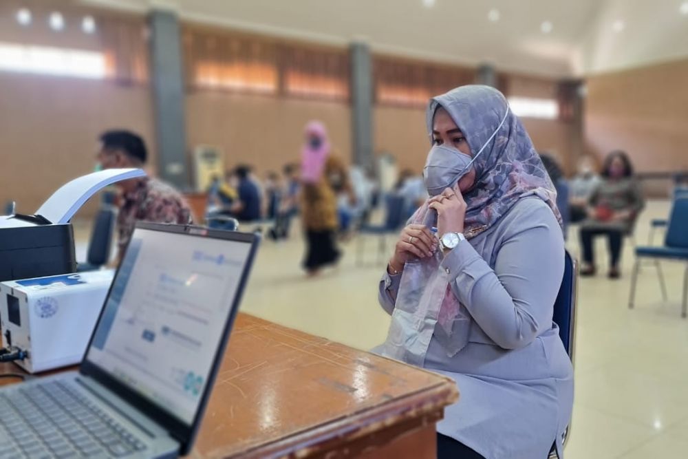 BUMN di Riau Ini Cegah COVID-19 dengan Vaksinasi dan Rutin Pemeriksaan GeNose