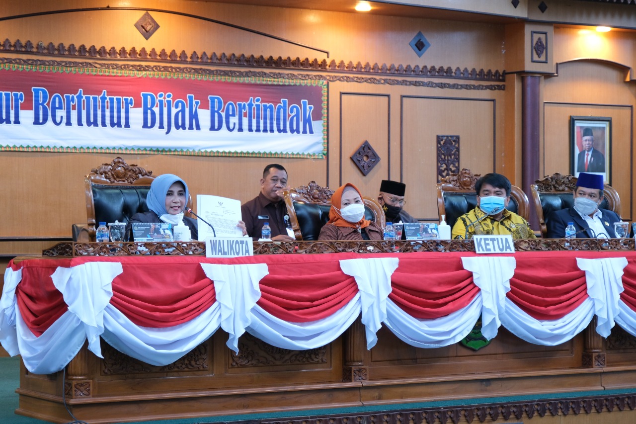 Walikota Tanjungpinang Sampaikan LKPJ Tahun Anggaran 2020