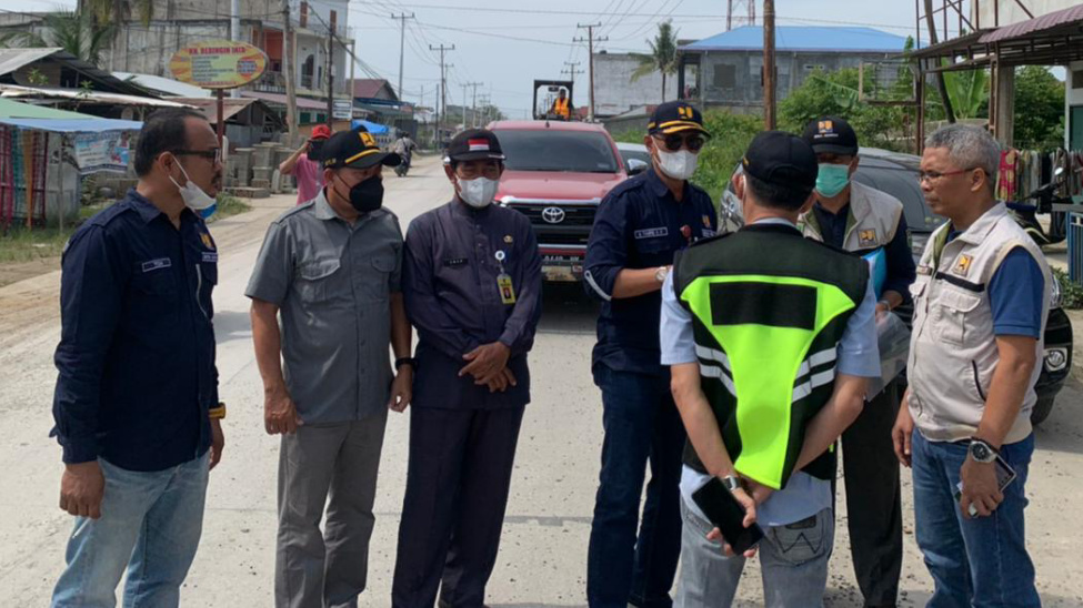 Kadis PUPRPKPP Riau Monitoring Pembangunan Beberapa Ruas Jalan Provinsi di Inhil